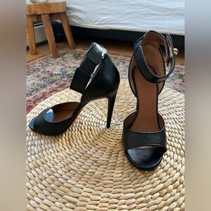 Givenchy Black Leather Shark Lock Ankle Strap Heels Size 38